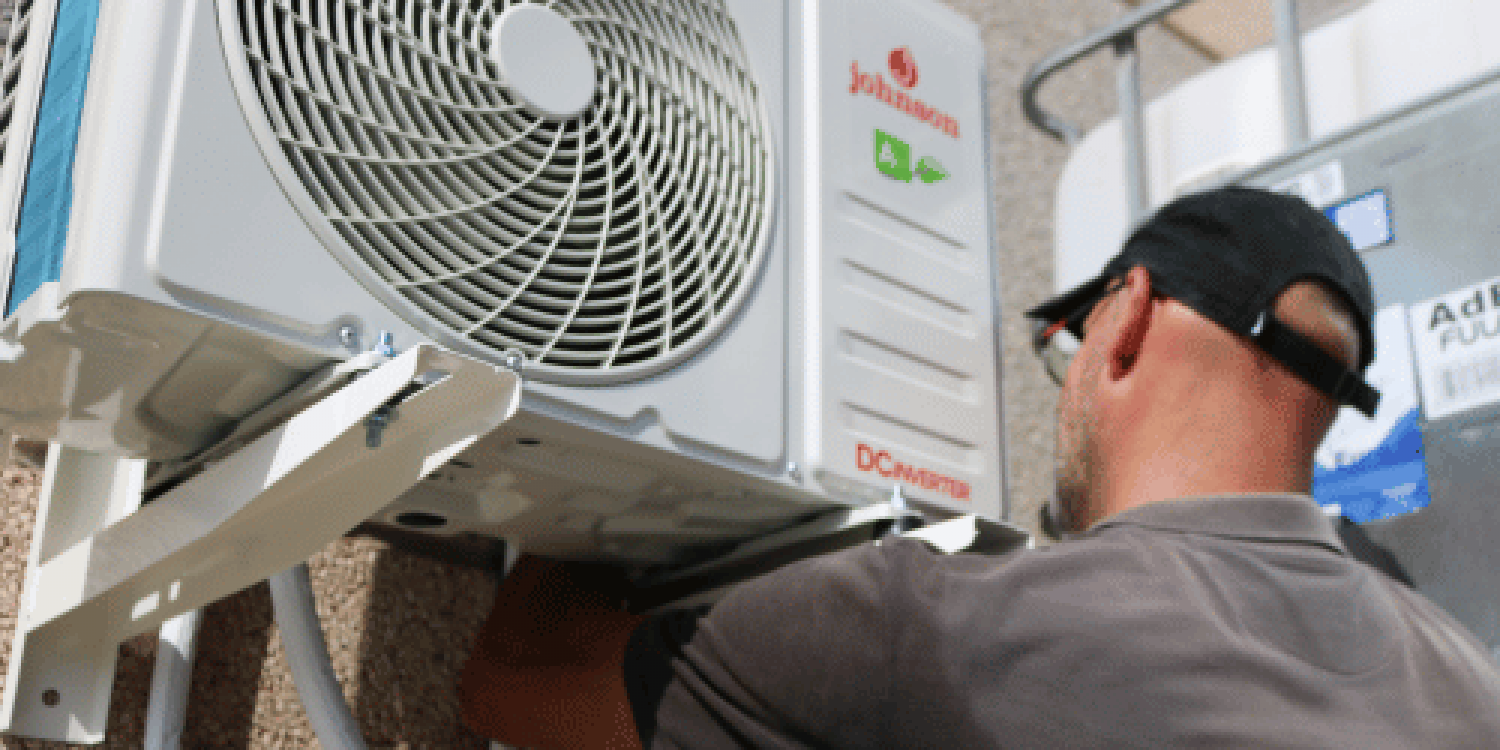 Los 3 modelos de aire acondicionado en Gran Canaria más vendidos: Johnson, Daikin y Midea instalados por Climalez.